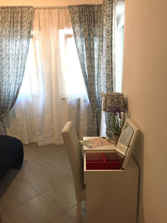 Acomodação com café da manhã  Aquarius Rome 3*