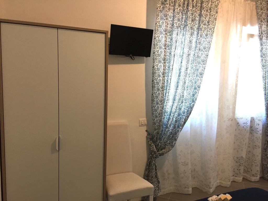 Aquarius Rome Acomodação com café da manhã  3*