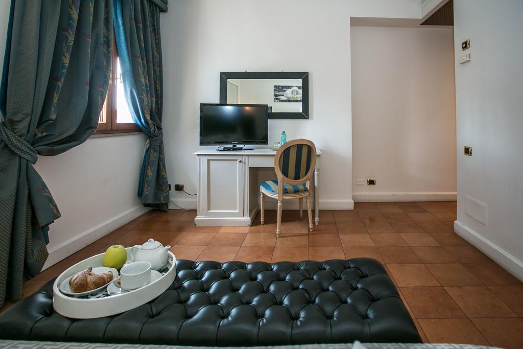 Quadrifoglio Eur 3* Rome