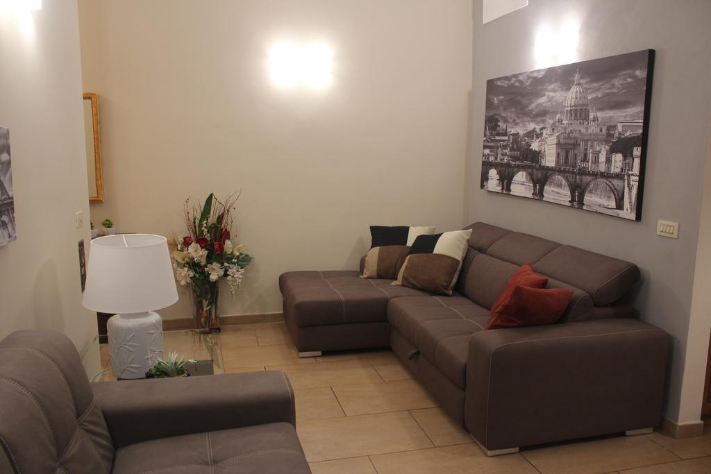Domus Pratolina * Roma