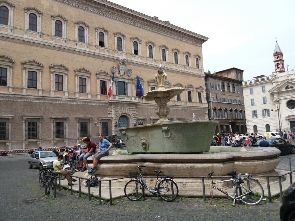 Apartment Campofiori Rome