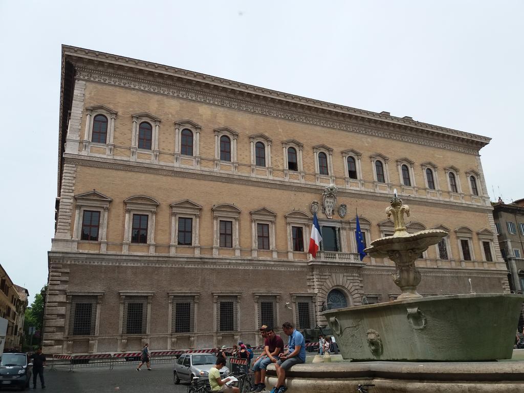 Apartment Campofiori Rome