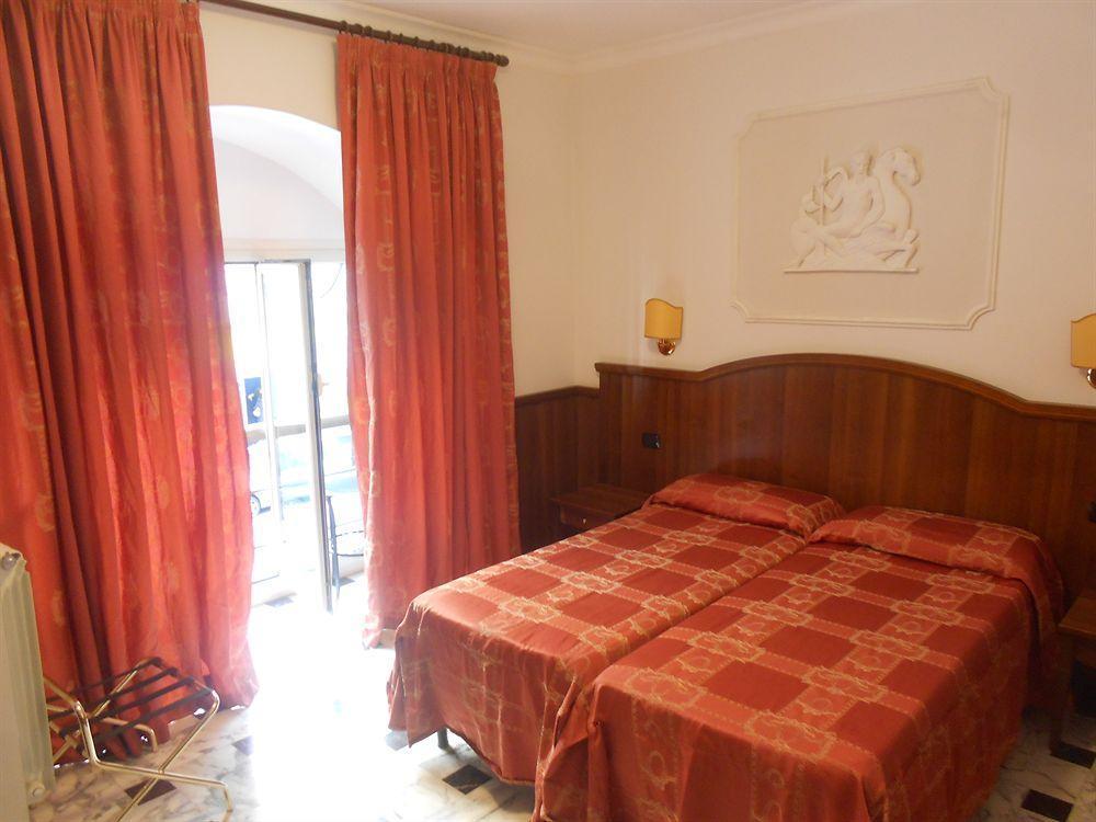 Couette-café Nakissa 3*