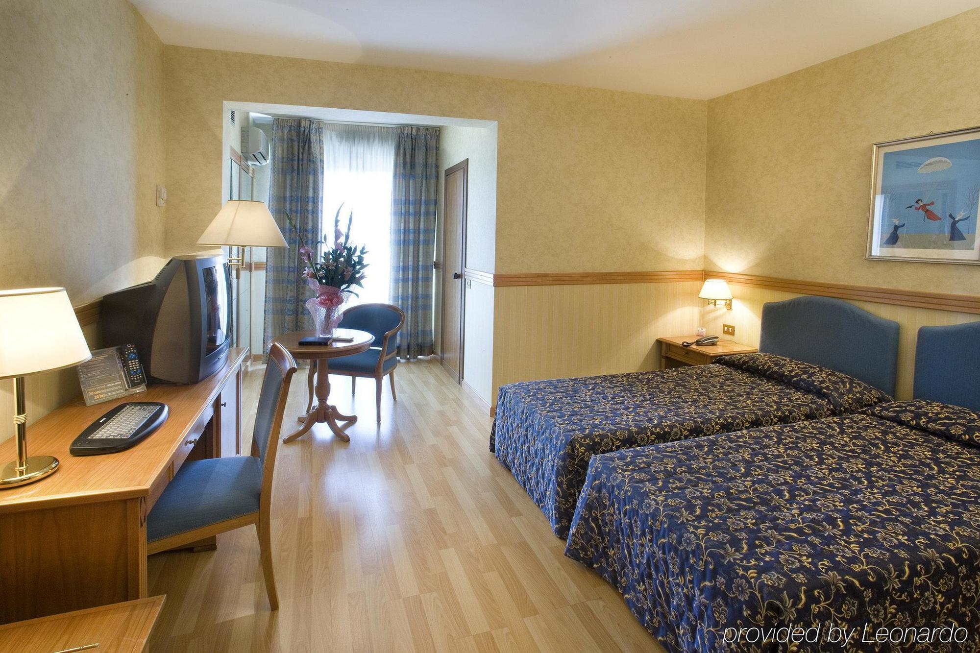 Hotel Quality Rouge Et Noir Rome
