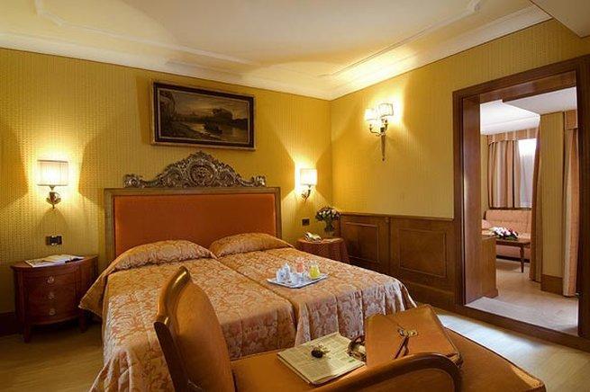 Hotel Homs 4*