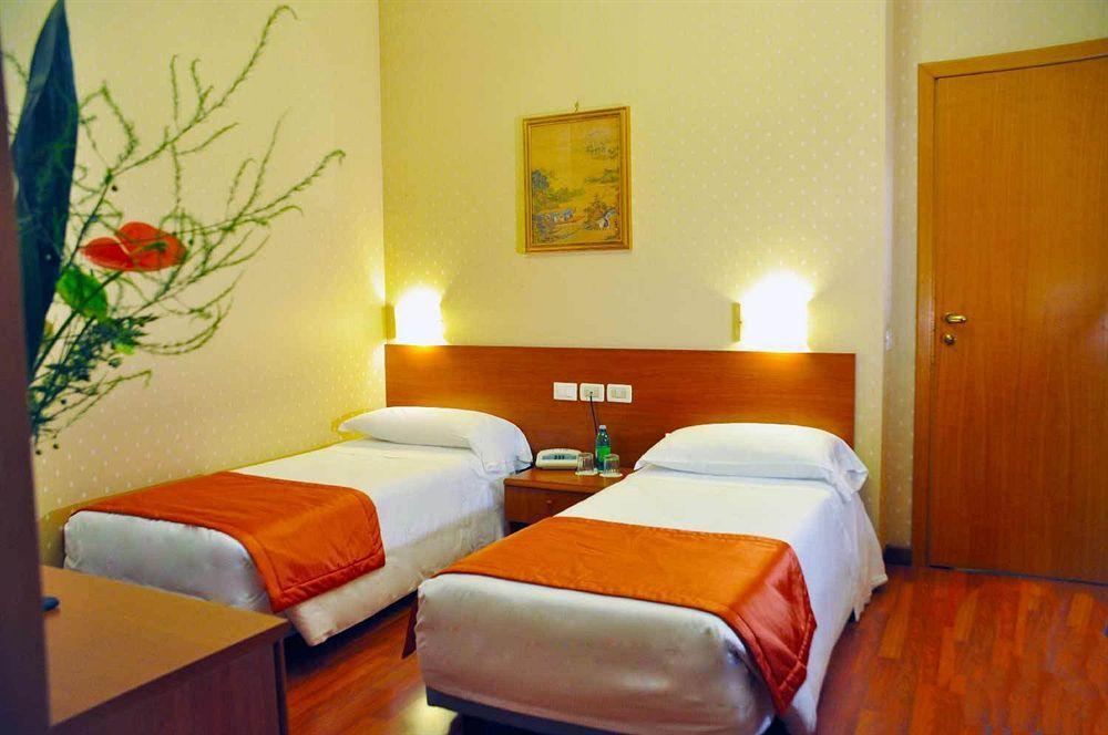 Flower Garden Hotel Rome
