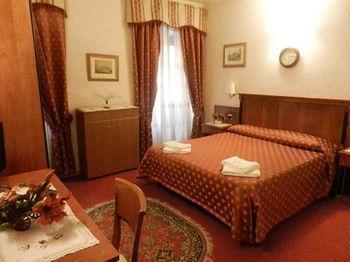 Trevi Fountain Holiday home *