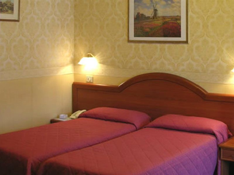 Milo 3* Roma