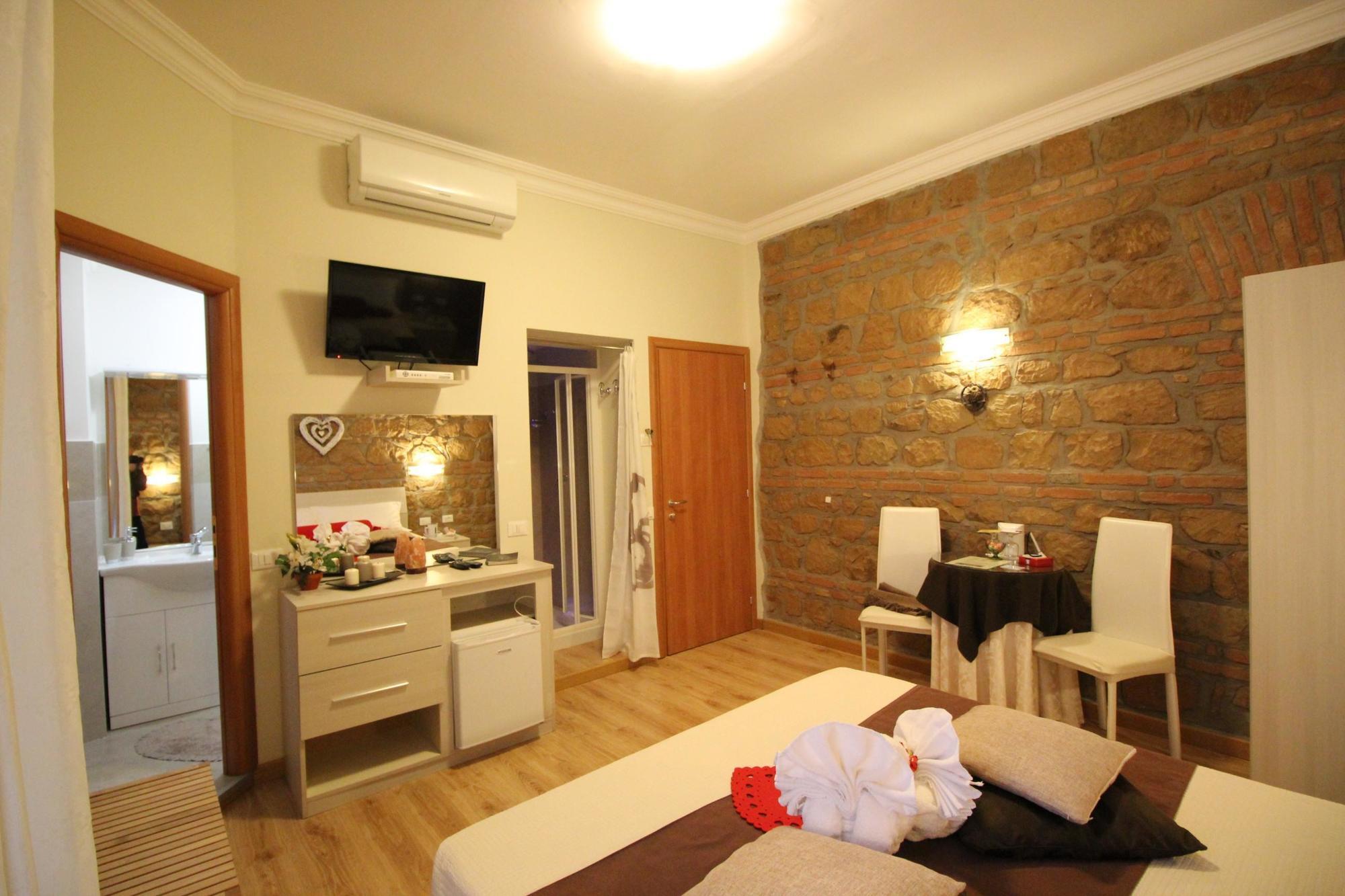 Bed & Breakfast Freedom 2*