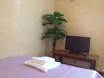 Rainbow Bed & Breakfast Roma