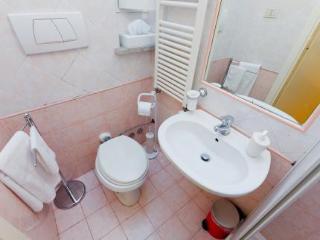 Ave 5* Rome