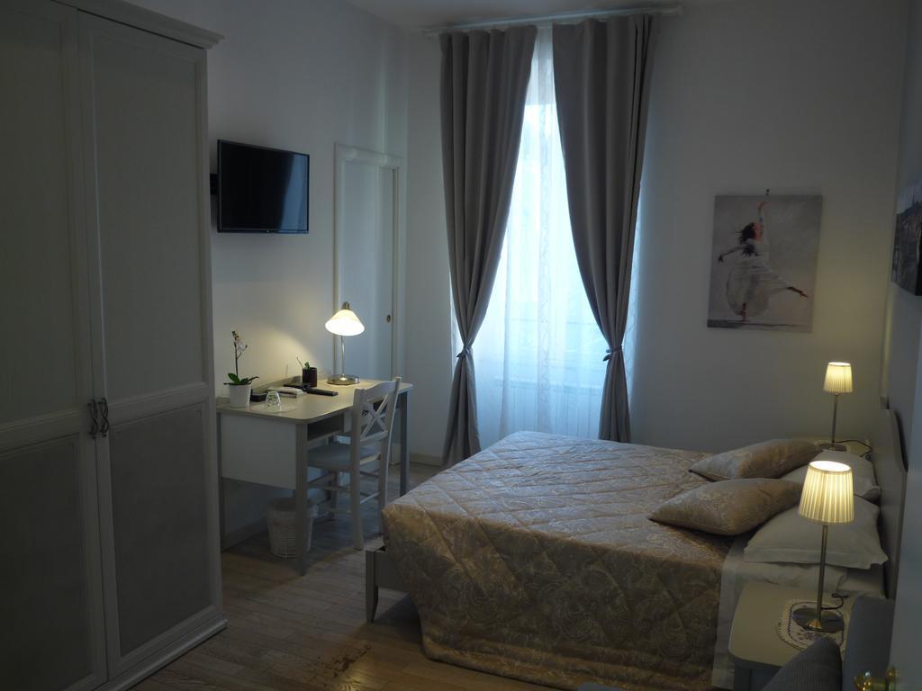 My Bed Vatican Museum 2*