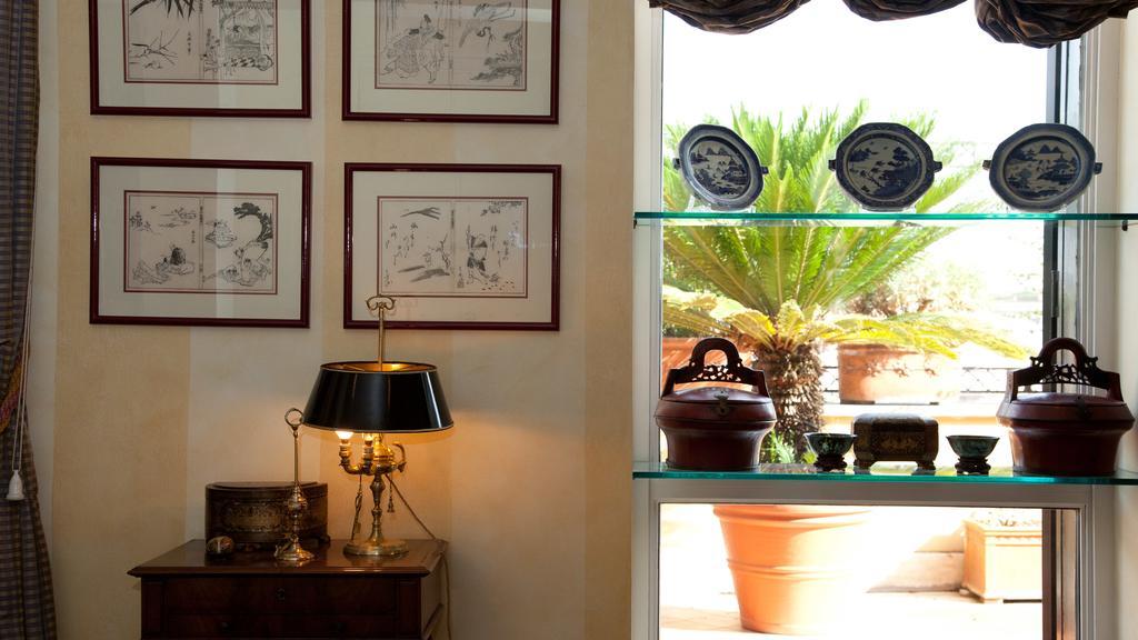 In - Fontana Di Trevi Penthouse Apartment *