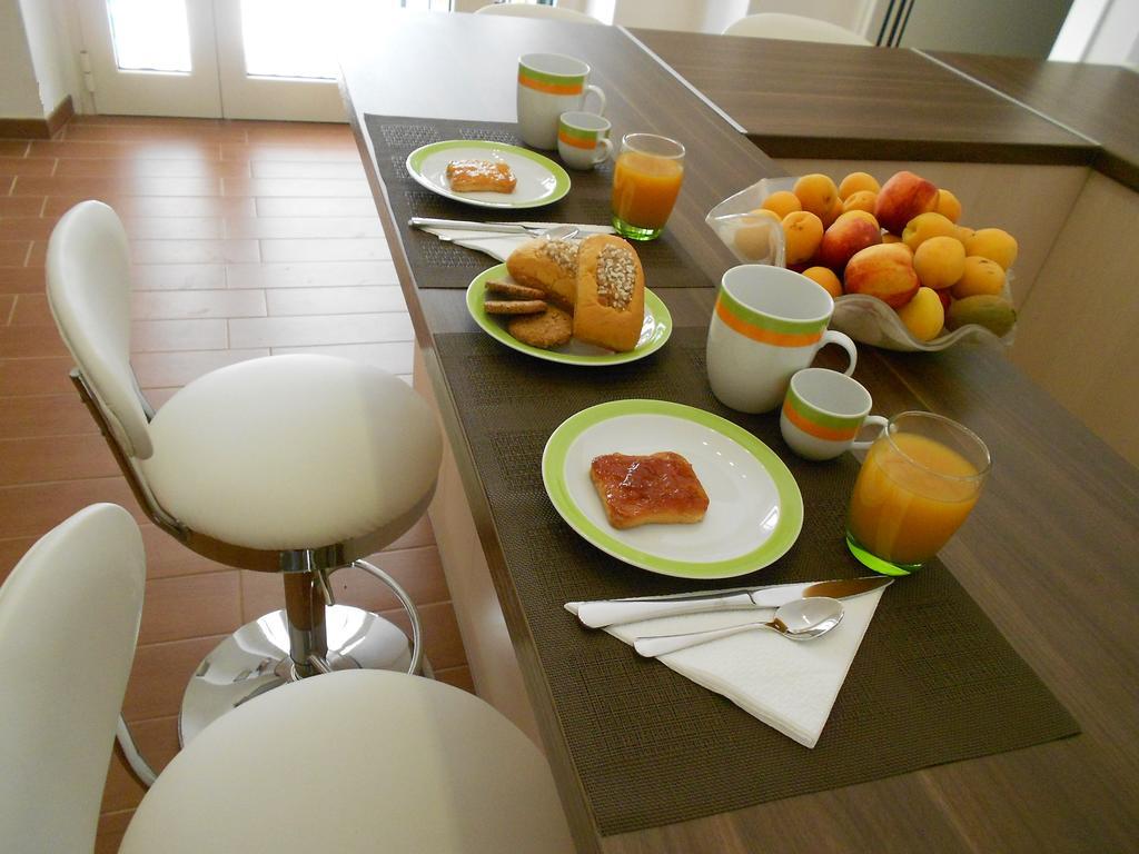 Bed & Breakfast Five 2*