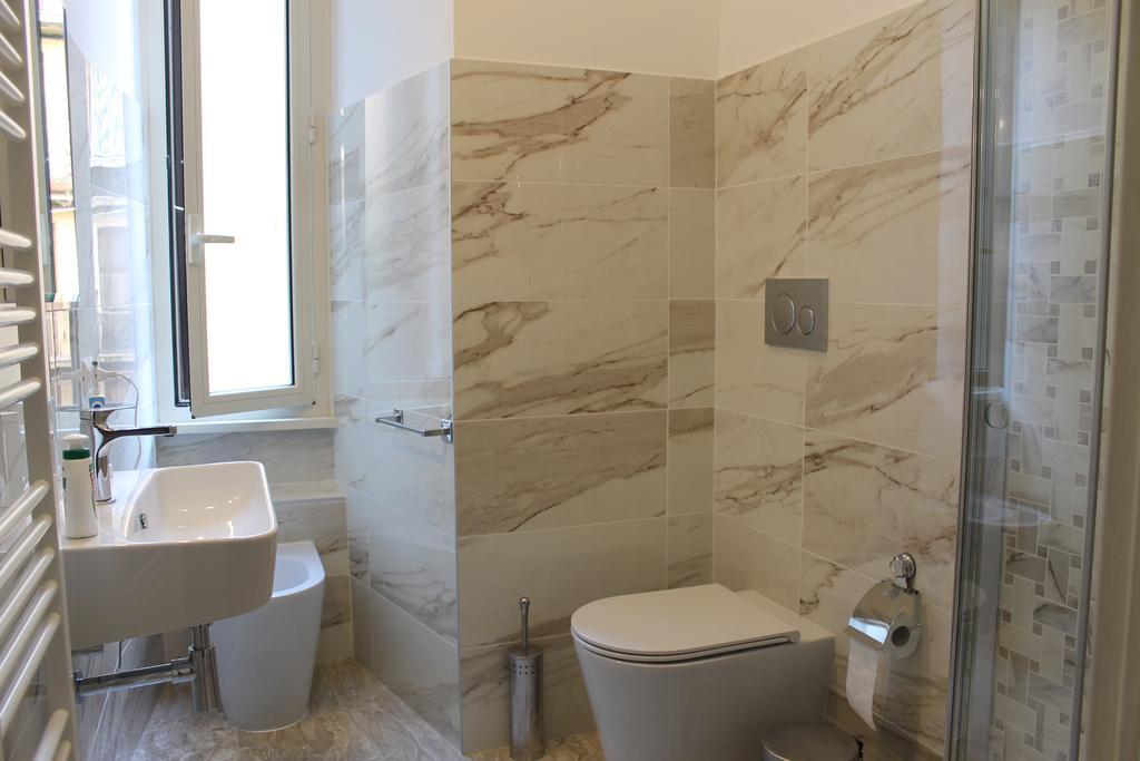 Apartment Termini Station Ai Due Cortili Presso Le Mura Aureliane Rome