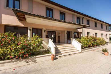 Alba Hotel 4*