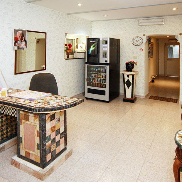 Hotel Raeli Luce