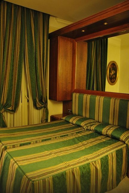 Hotel Raeli Luce 4*