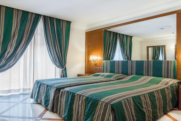 Raeli Regio 3* Rome