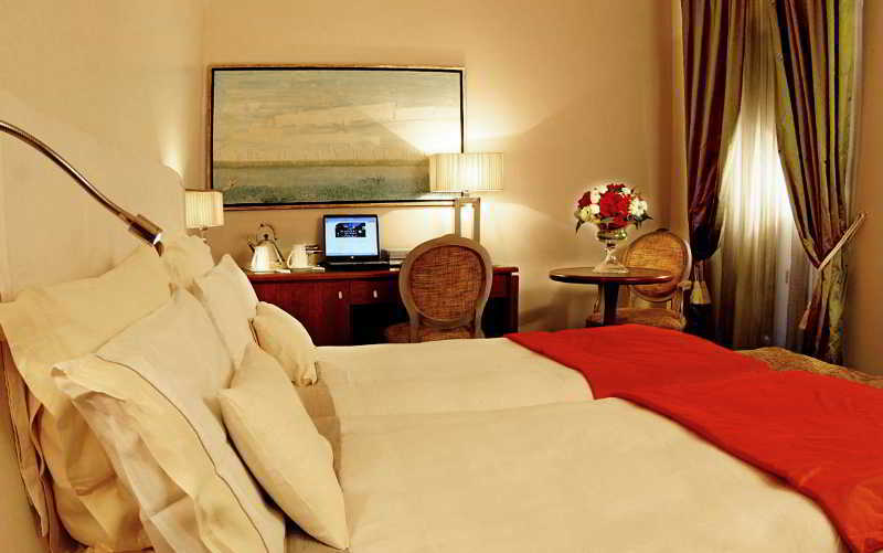 Vivaldi Luxury 3* Rome
