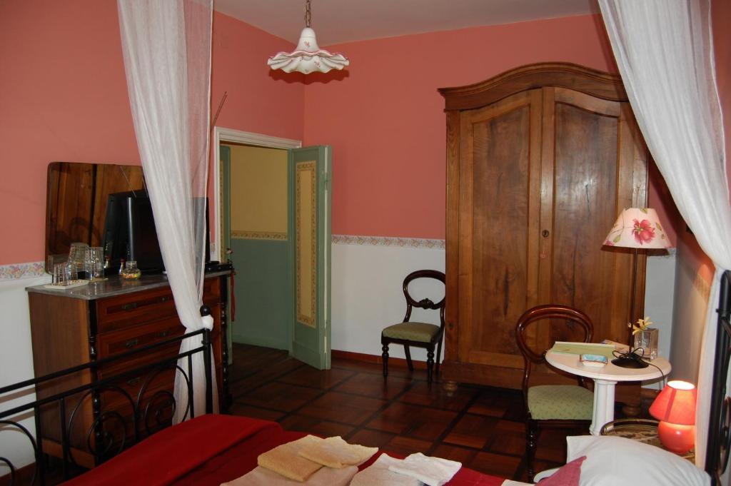 Casa A Bed & Breakfast 2*
