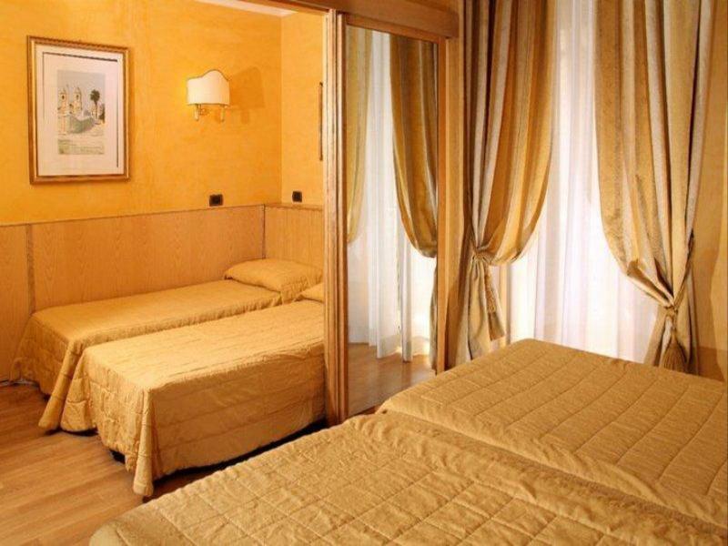 Oxford 4* Roma