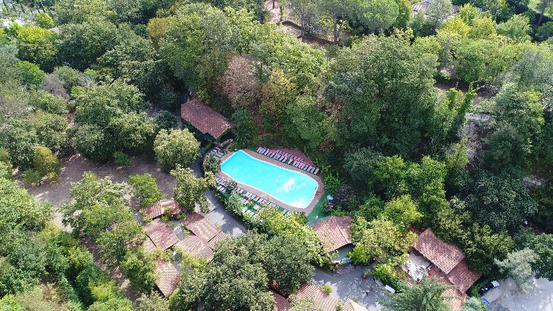 Seven Hills Village Acampamento