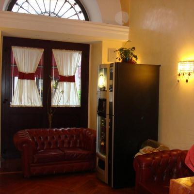 Dina Hotel