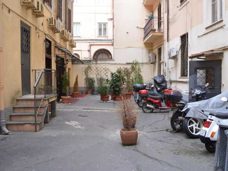 Chicago 2* Rome