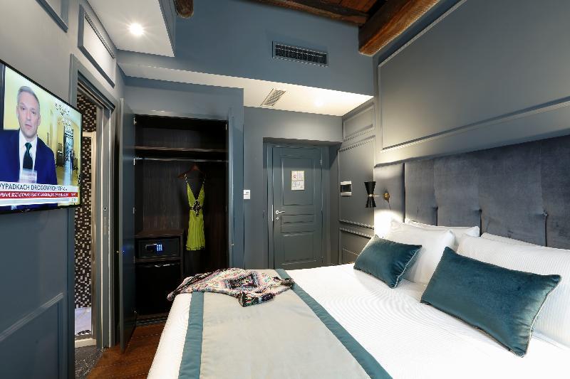 Saint B Boutique 3* Rome