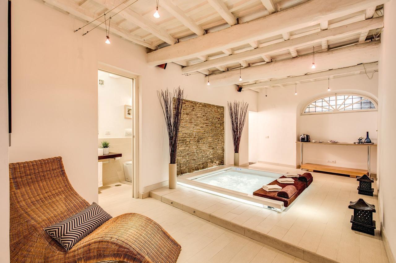 Holiday home Yh Jacuzzi