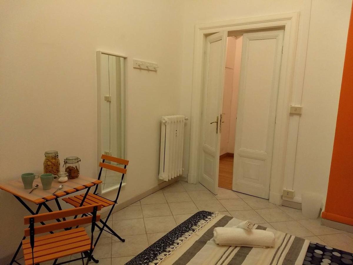 Amoraroma, Economy With Shared Bathrooms Guest house