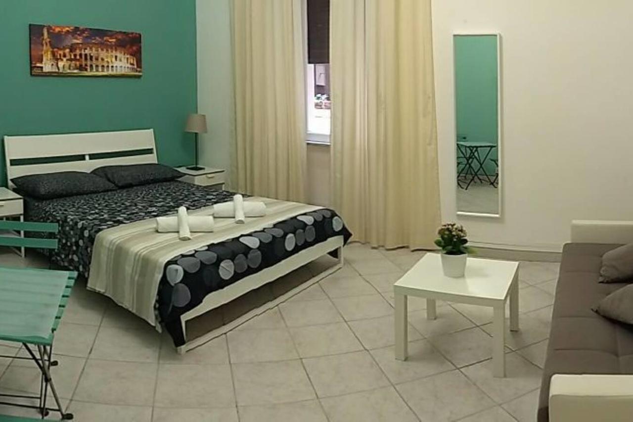Amoraroma, Economy With Shared Bathrooms 3*