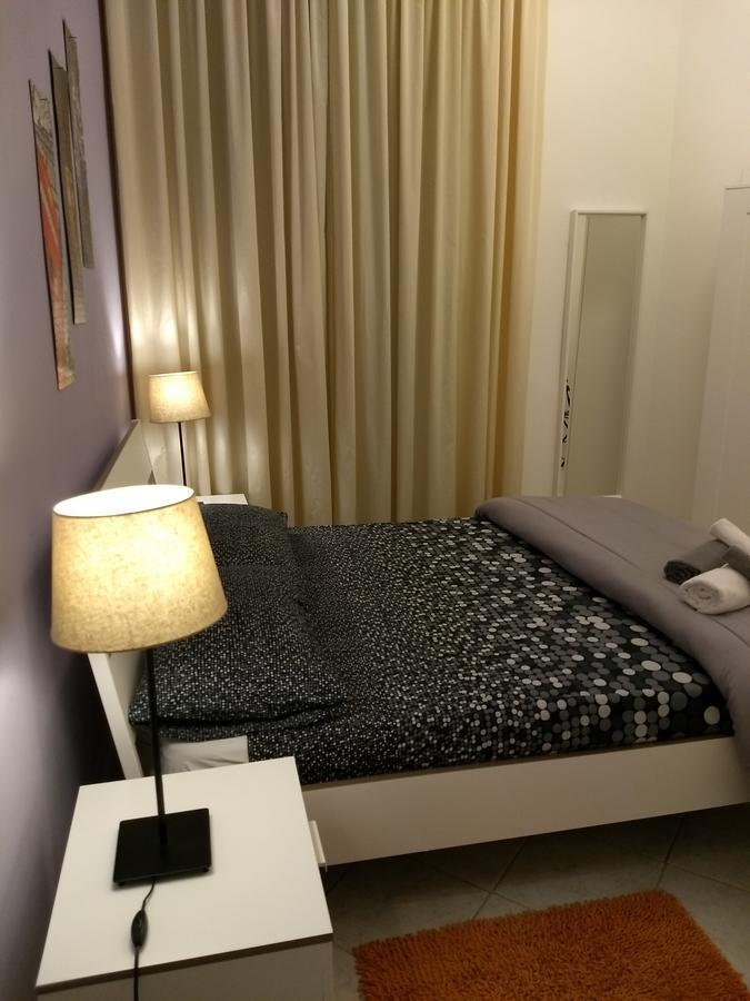 Amoraroma, Economy With Shared Bathrooms 3* Rome