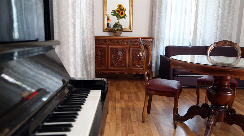 Roma Room Hotel Hotel 3*