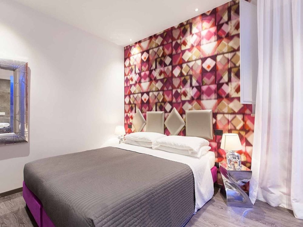 Town House 3*