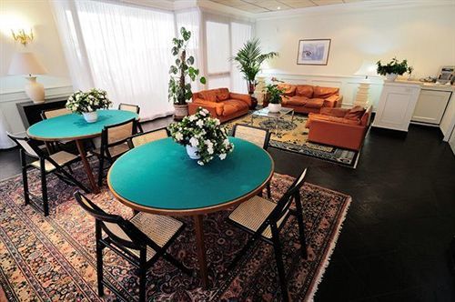 Aparthotel Sacconi Roma
