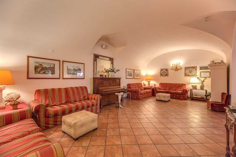 Hotel Corona Rome