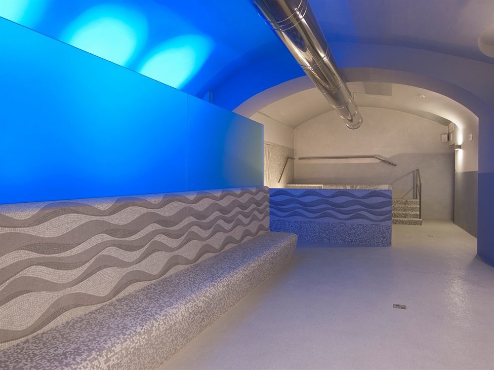 Leonardo Boutique Monti