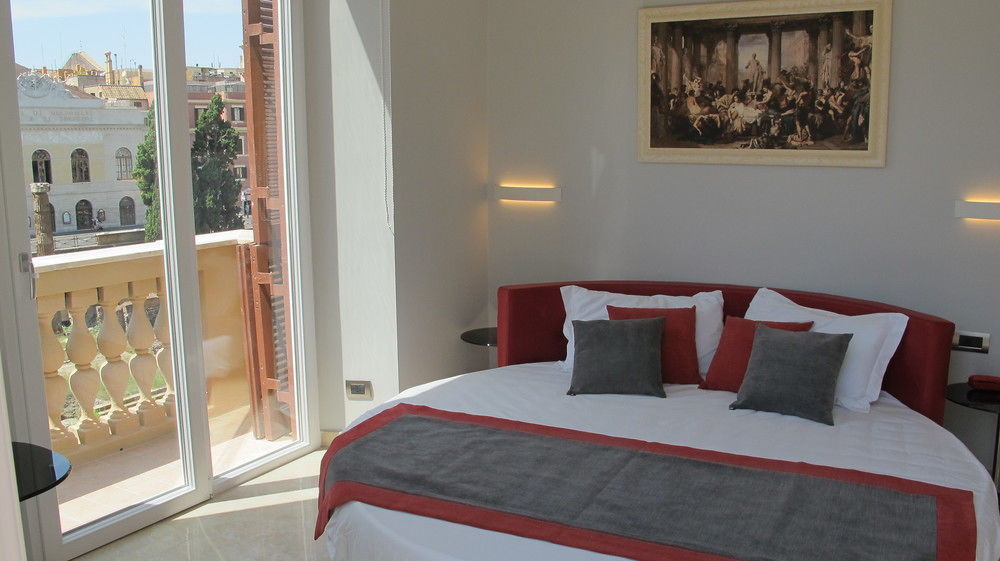 Pantheon Caesar Relais Maison d'hôtes 2*