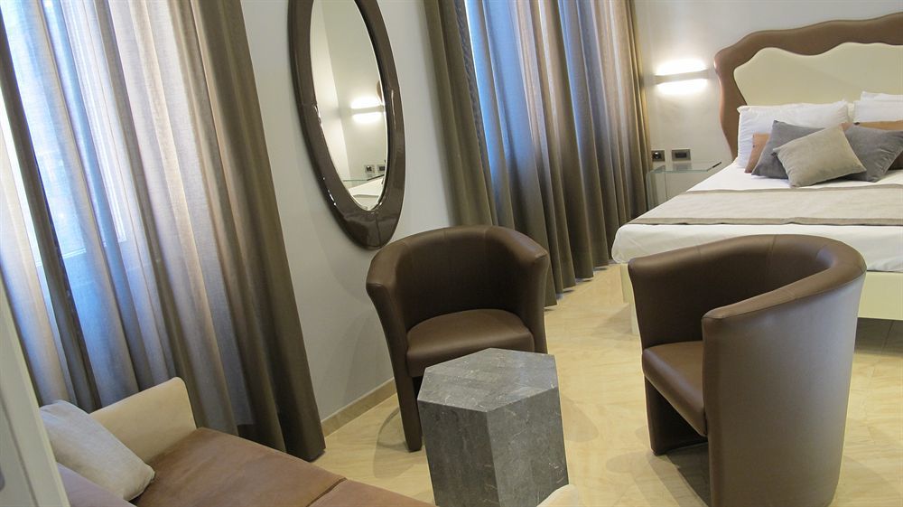 Pantheon Caesar Relais 2* Rome