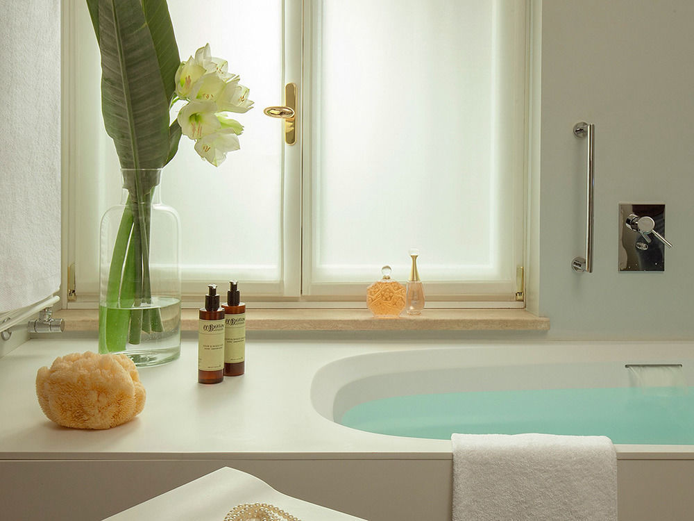 Palazzo Scanderbeg 4* Rome