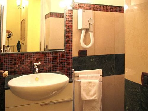 Sweet Dream Trevi Bed & Breakfast 4*