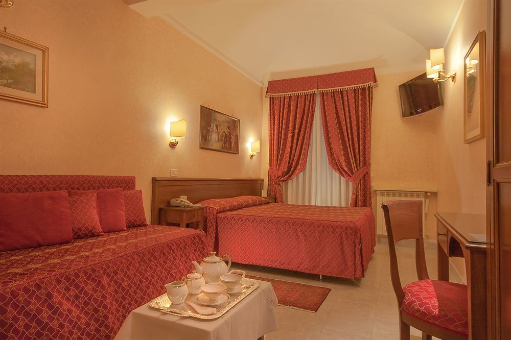 Hotel Silla 2*