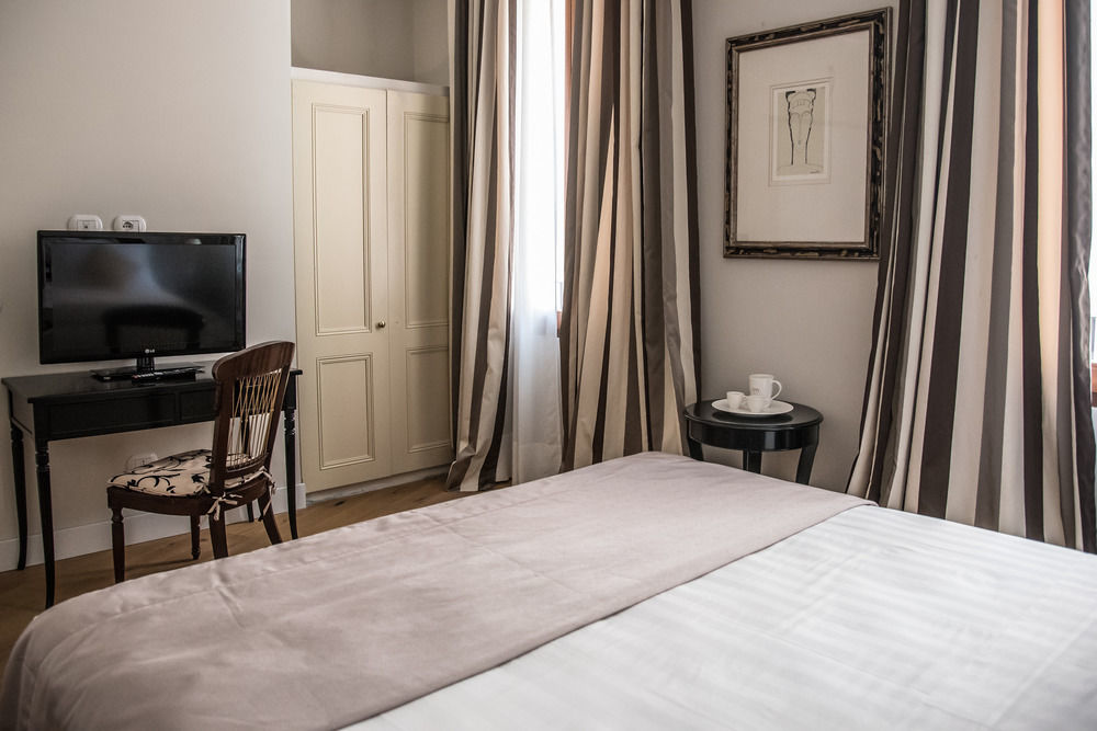 Hotel Monte Cenci 4*