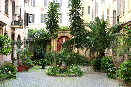 Sergio House