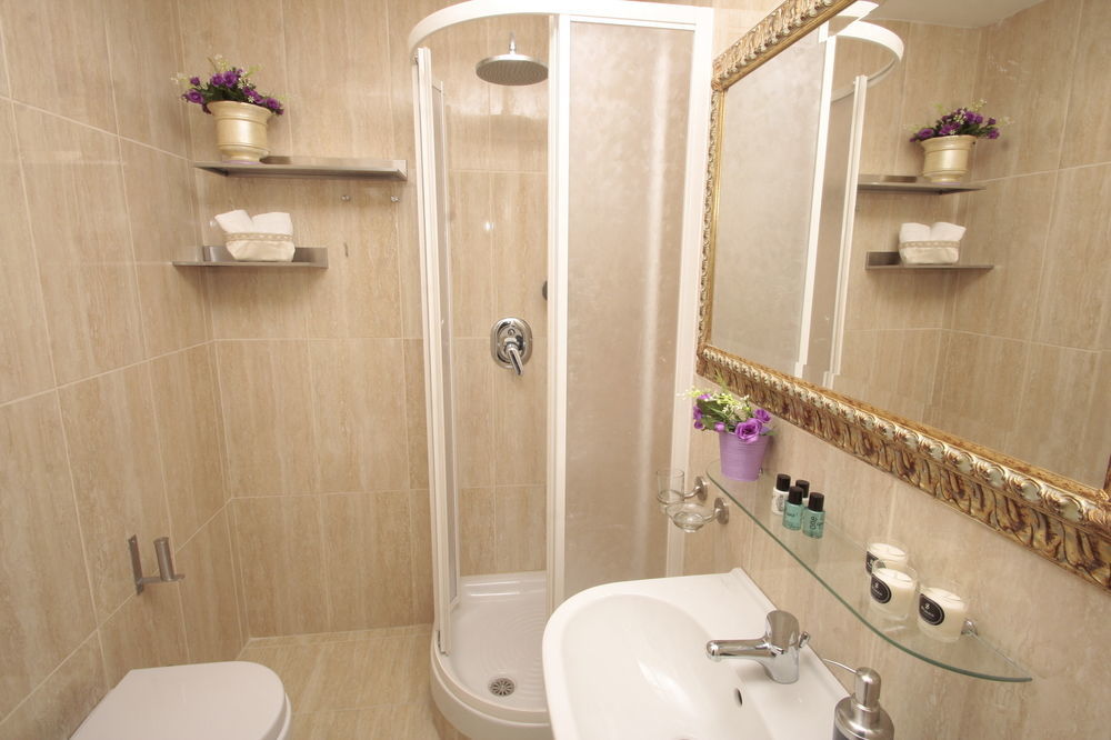 Ondina Guest house *