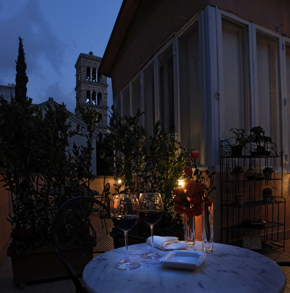 Couette-café Aenea 3*