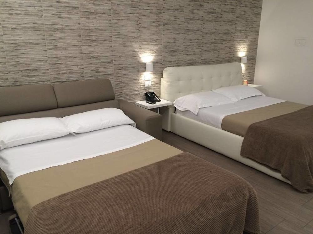 Bed & Breakfast Domus Castroni Pompeo Magno 3*