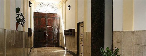 Nicolas 2* Rome